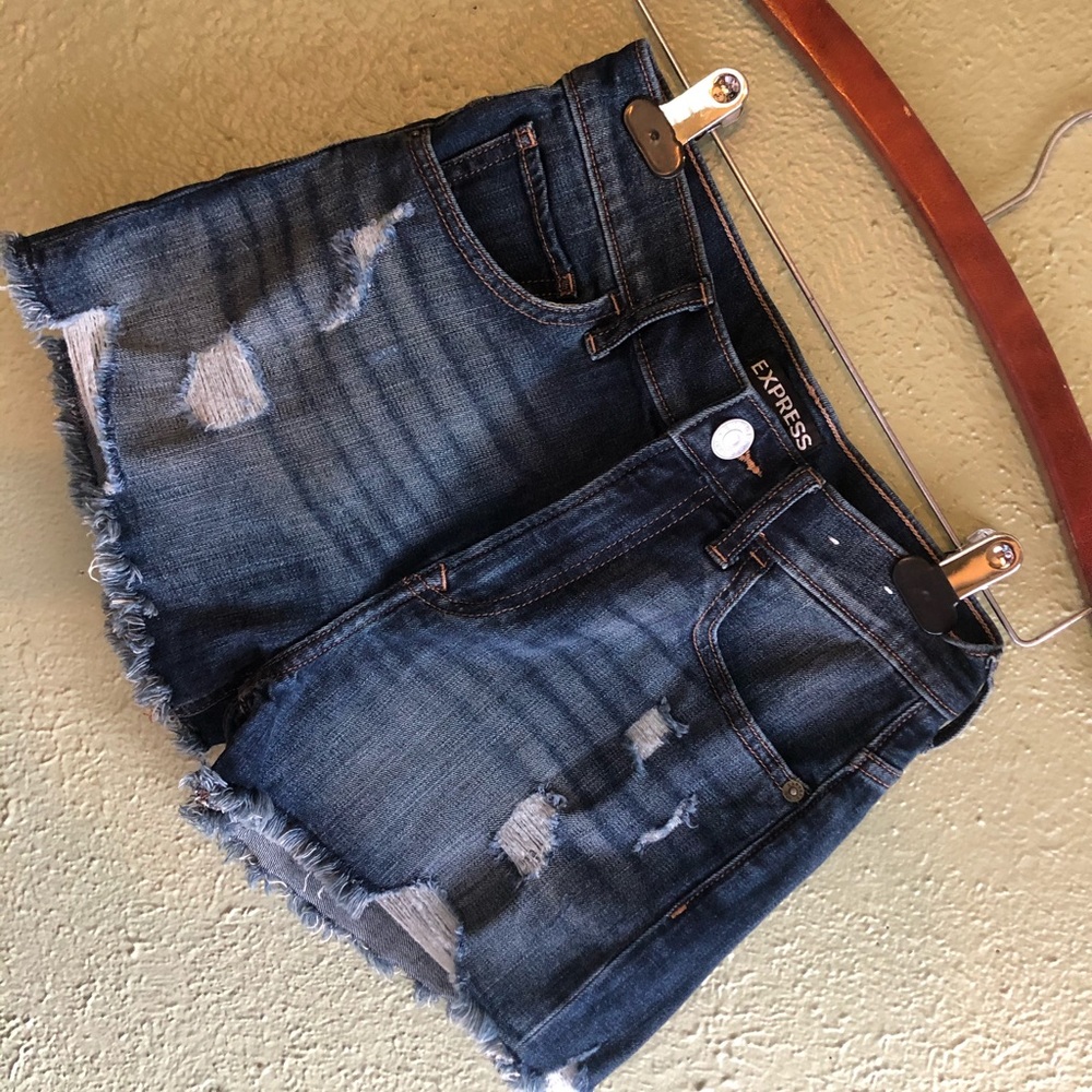 Shorts High Rise - Picture 2 of 2